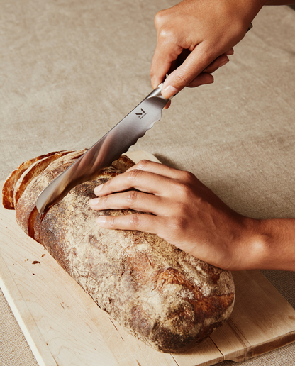 The Serrated 6" Knife